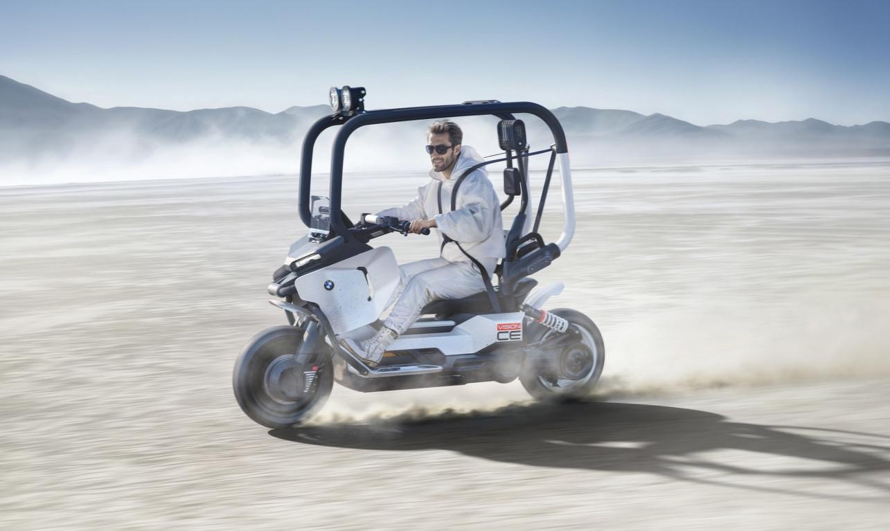 Visione di BMW Motian CE per la rivoluzione della mobilità urbana: ritorno della BMW C1 in una chiave Inverter |
