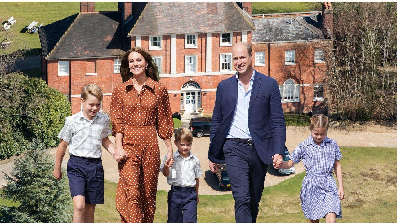 Kate e William si trasferiscono a Natale: ecco la nuova casa, un cottage di otto stanze (ma con un parco cinque volte più grande di Central Park) |Vanity Fair Italia