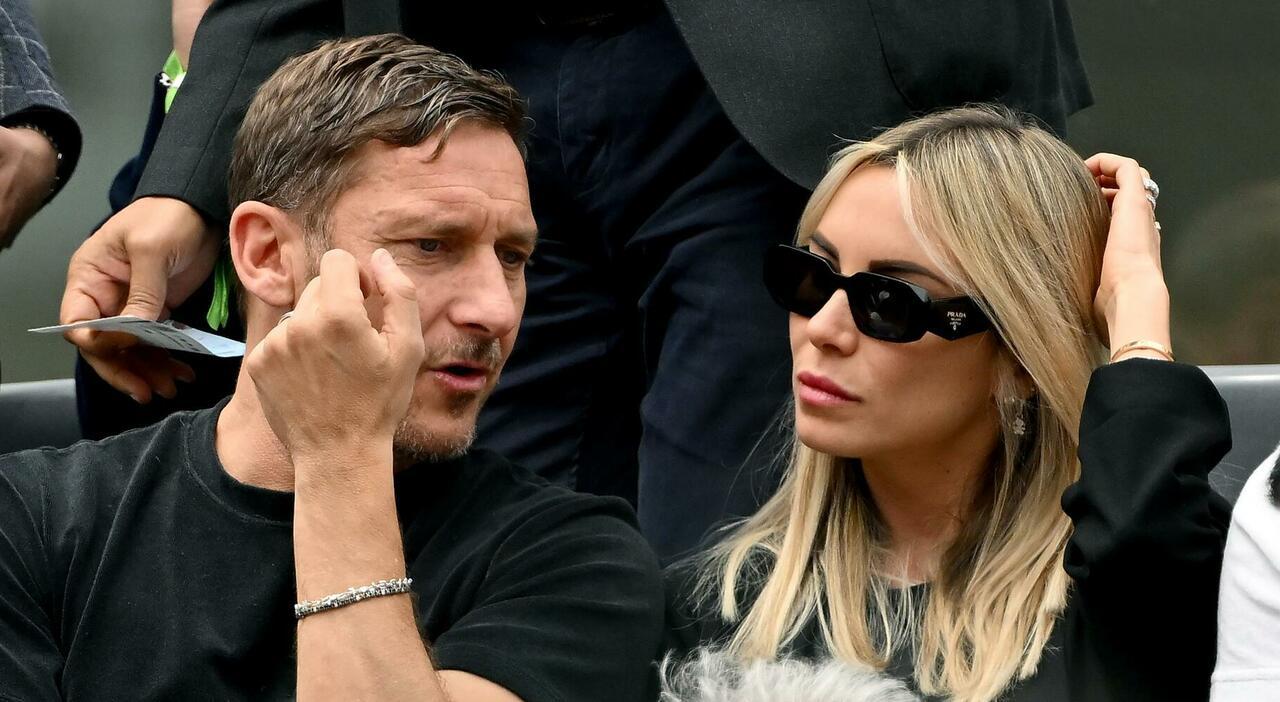 Si trasferiscono Toti e Noemí Bocchi, litigano con il proprietario per il pagamento dell'affitto e d...