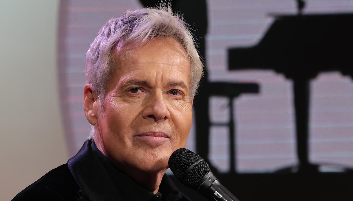 Claudio Baglioni annulla un tour di concerti: cosa succede